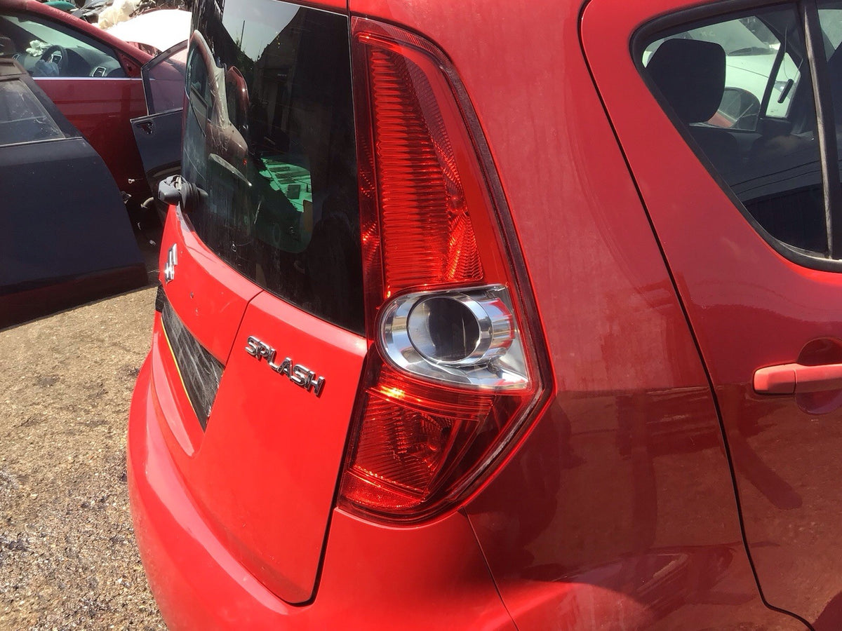SUZUKI SPLASH DRIVER'S SIDE O/S REAR LIGHT 2009 20144