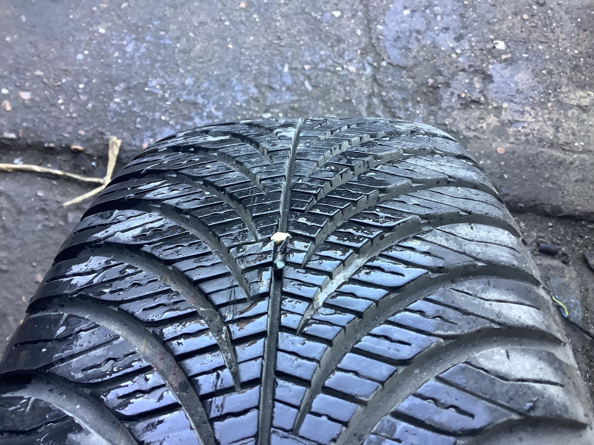 TOYOTA IQ ALLOY WHEEL 15'' TYRE 175X65X15  2008 20164