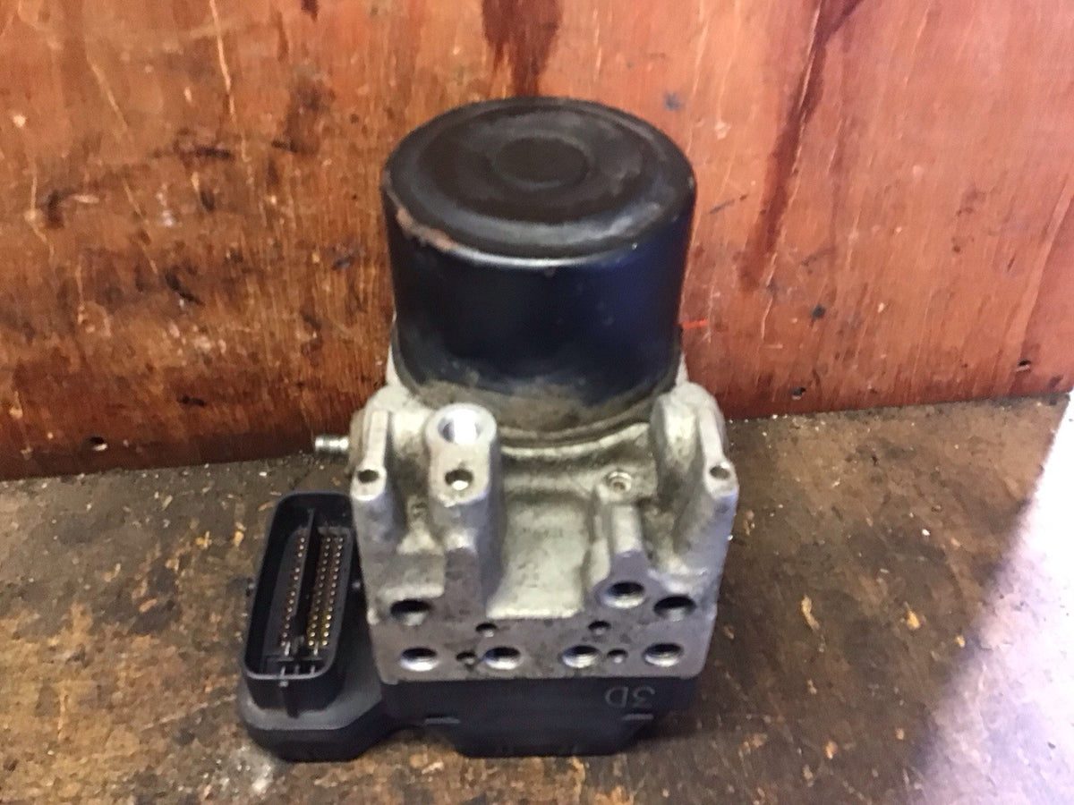 TOYOTA RAV4 MK2 ABS PUMP MODULE 44540 42040 DENSO 133800 7451 2001 200510