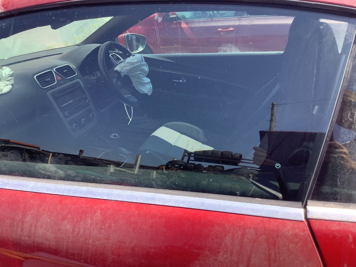 VOLKSWAGEN EOS PASSENGER SIDE N/S FRONT WINDOW GLASS 2007 20144