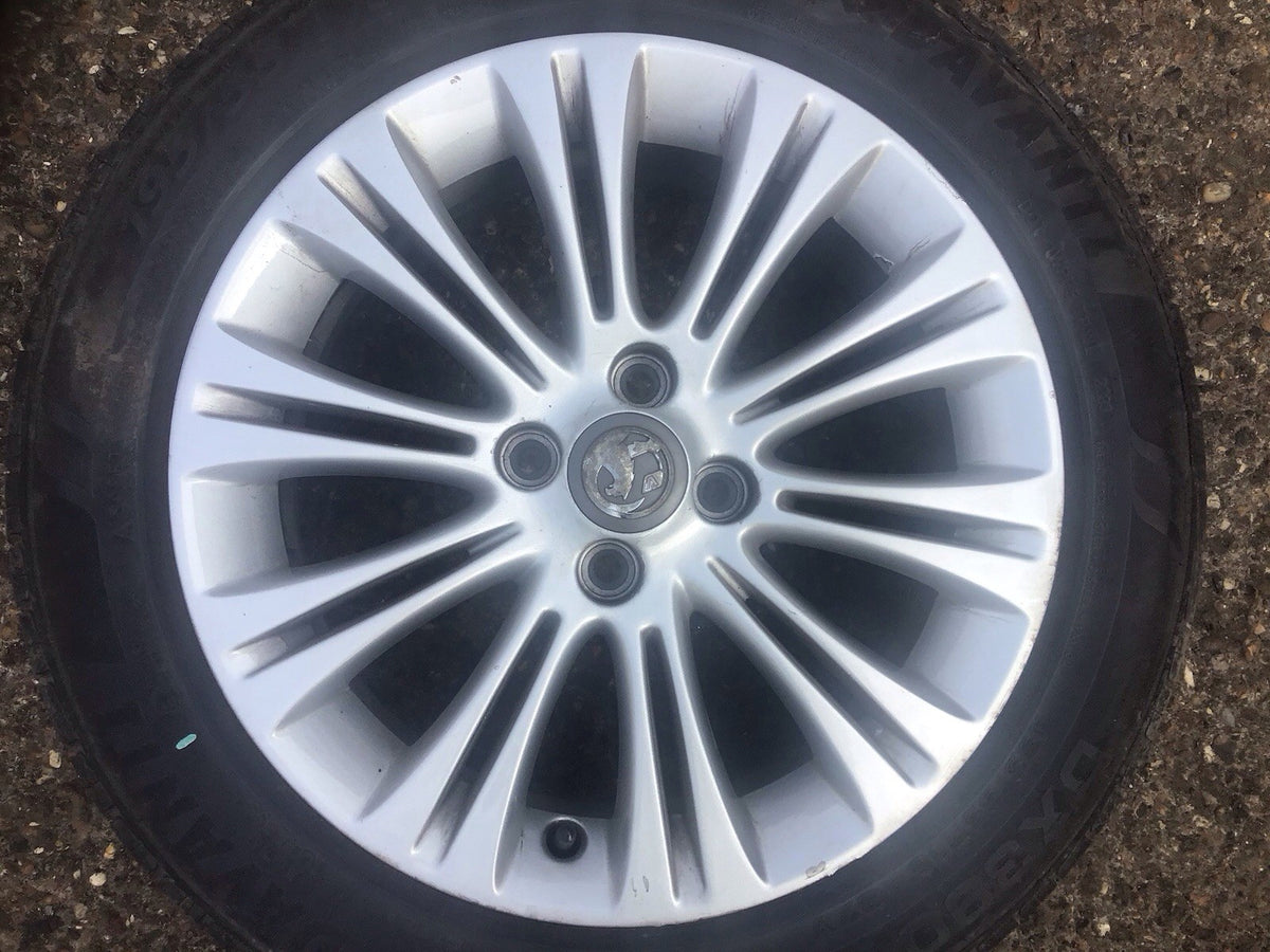 VAUXHALL CORSA ALLOY WHEEL 16'' 13298019 AND TYRE 195X55X16 2006 20142