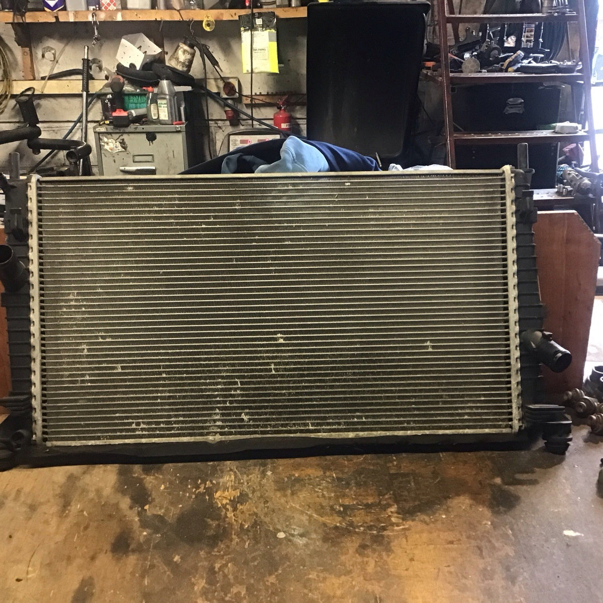 FORD FOCUS MK2 WATER COOLANT COOLING RADIATOR  PETROL 3M5H8005RK  2005 20100