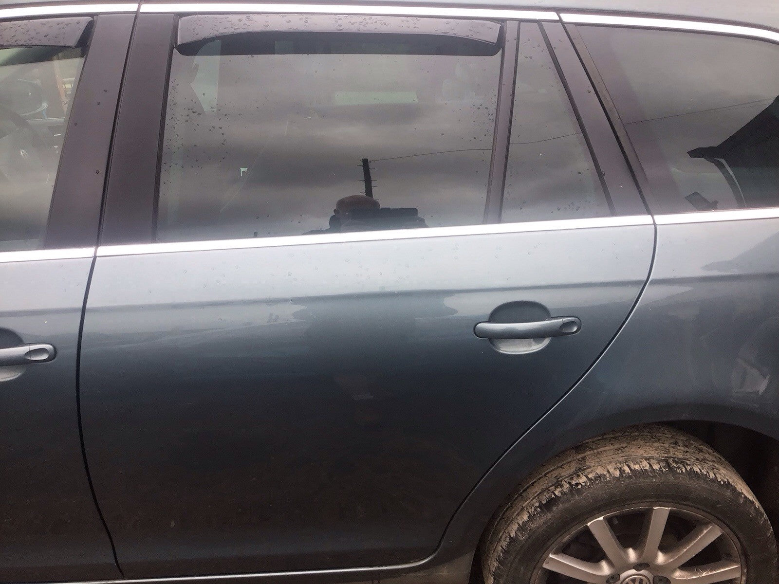 VOLKSWAGEN GOLF MK5 MK6 ESTATE PASSENGER'S SIDE REAR DOOR  LA6R 2007 20131