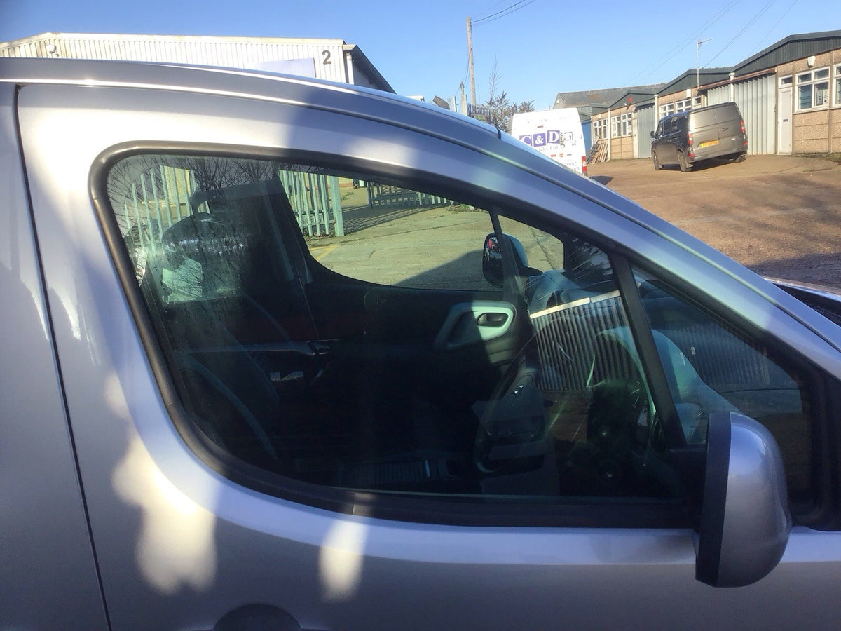 CITROEN BERLINGO MULTISPACE DRIVER'S SIDE O/S WINDOW GLASS WINDOW 2009 20152