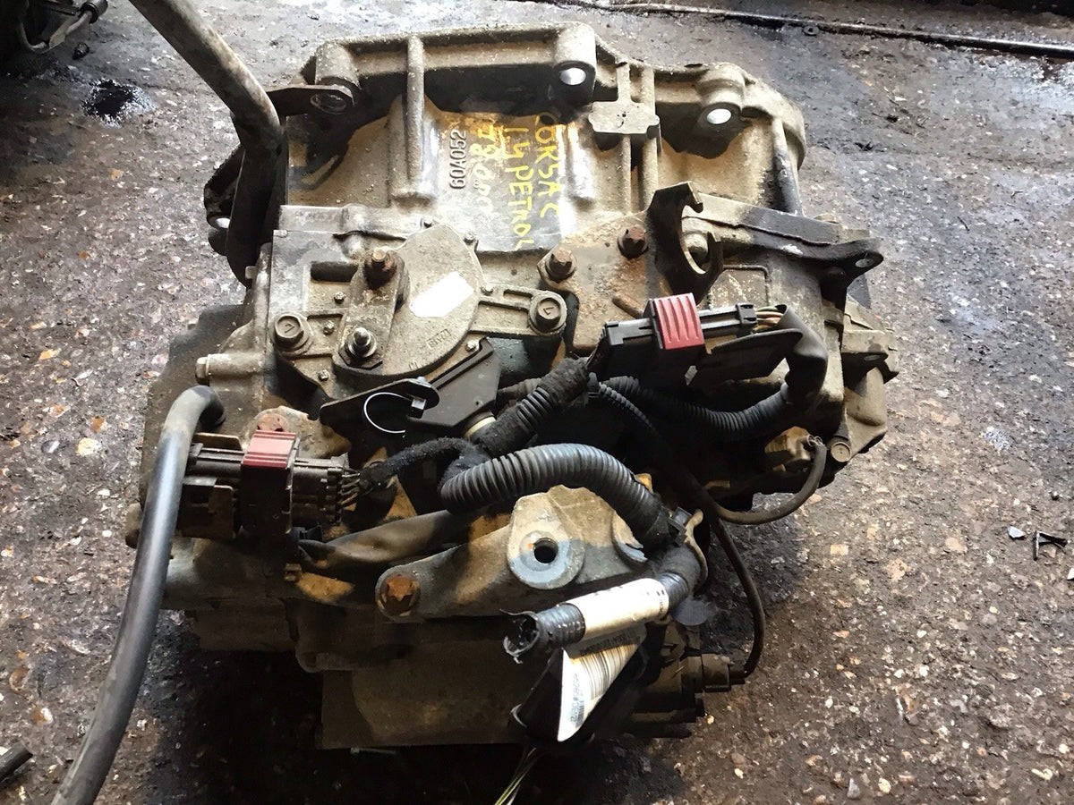 VAUXHALL CORSA C 1.4 AUTOMATIC GEARBOX 338TF 78000 MILES  2001 20067