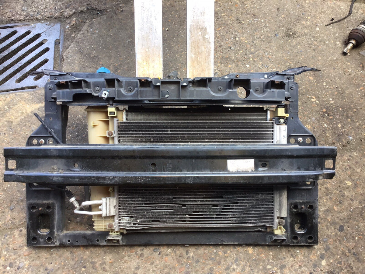 FORD KA  FRONT RADIATOR SLAM PANEL RADIATOR WITH AIR CON 2009 20164