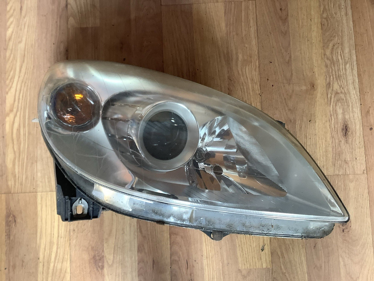 MERCEDES B CLASS W245 DRIVER'S SIDE O/S HEADLIGHT A1698202661 2005 20143