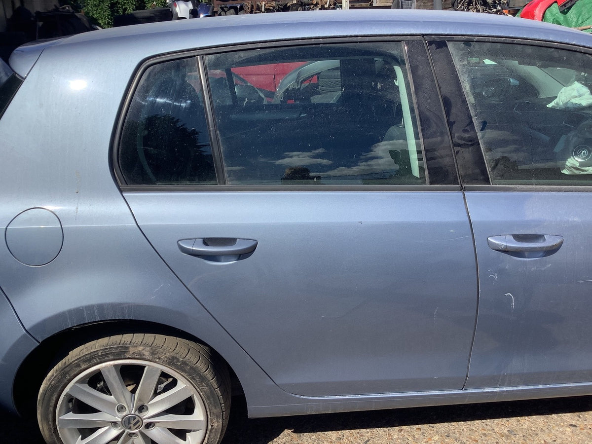 VOLKSWAGEN GOLF MK6 DRIVER'S SIDE O/S REAR DOOR SHARK BLUE LA5Q 09 20122