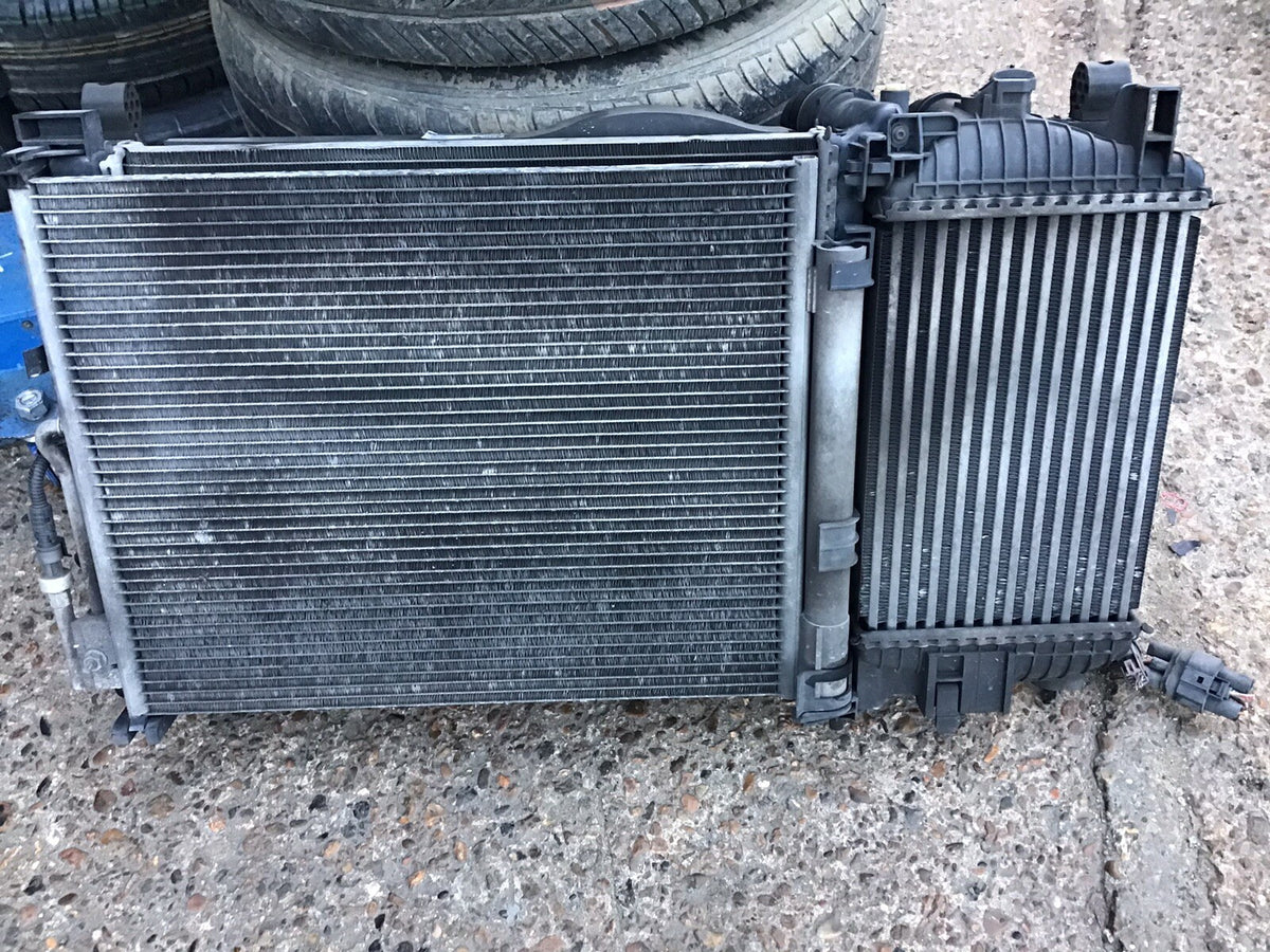 VAUXHALL MERIVA B 1.4 TURBO RADIATOR PACK RADIATOR FAN 13330996 2010 20177