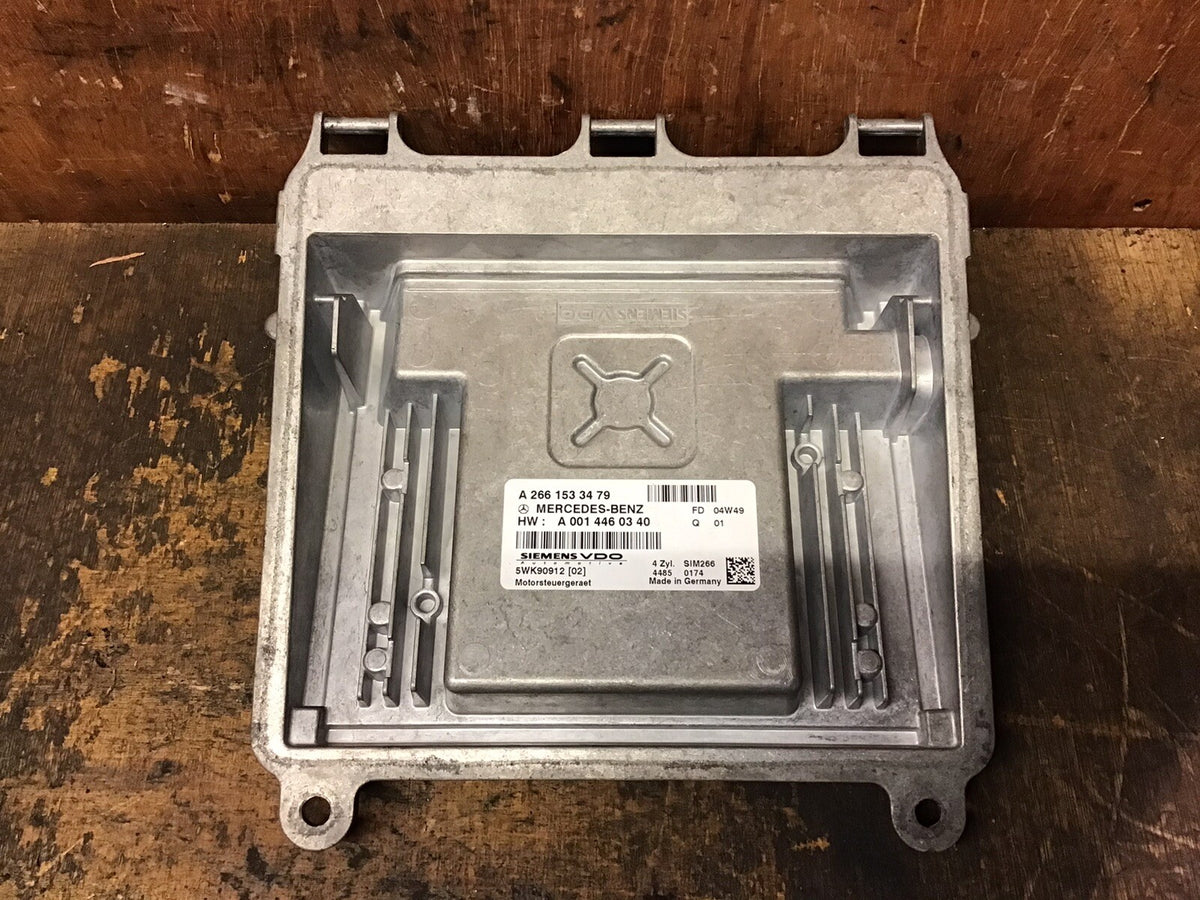 MERCEDES A CLASS W169 1.5 PETROL ENGINE CONTROL UNIT ECU A2661533479 2005 20121