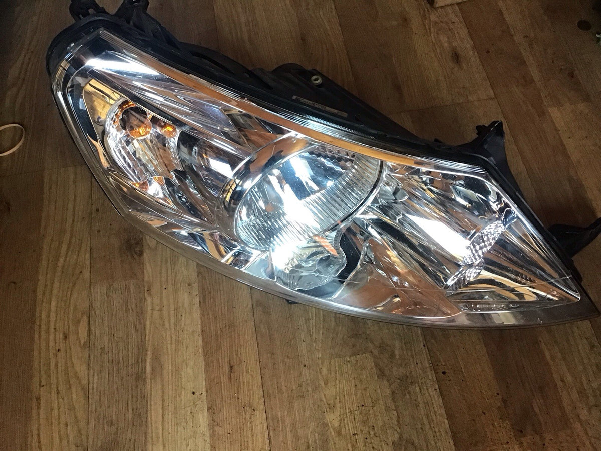 PEUGEOT EXPERT DRIVER'S SIDE HEADLIGHT 89902606 2007 20164