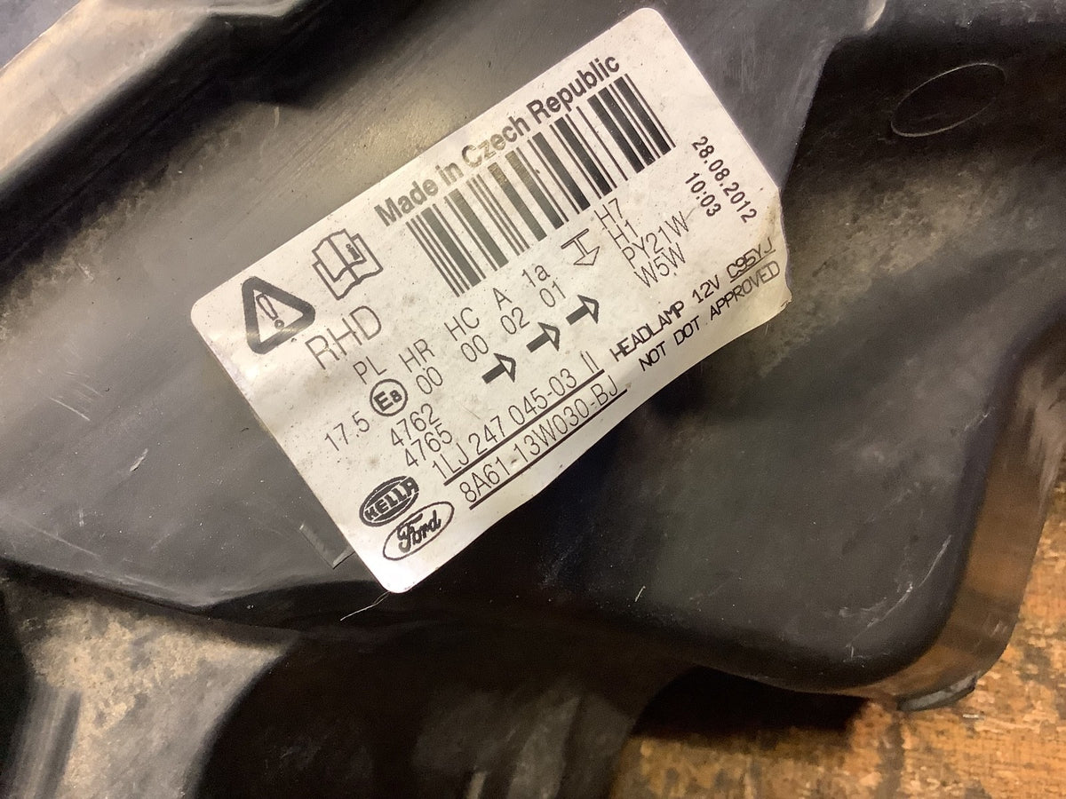 FORD FIESTA MK7 PASSENGER'S SIDE N/S HEADLIGHT 8A61 13W030 BJ 2009 20124