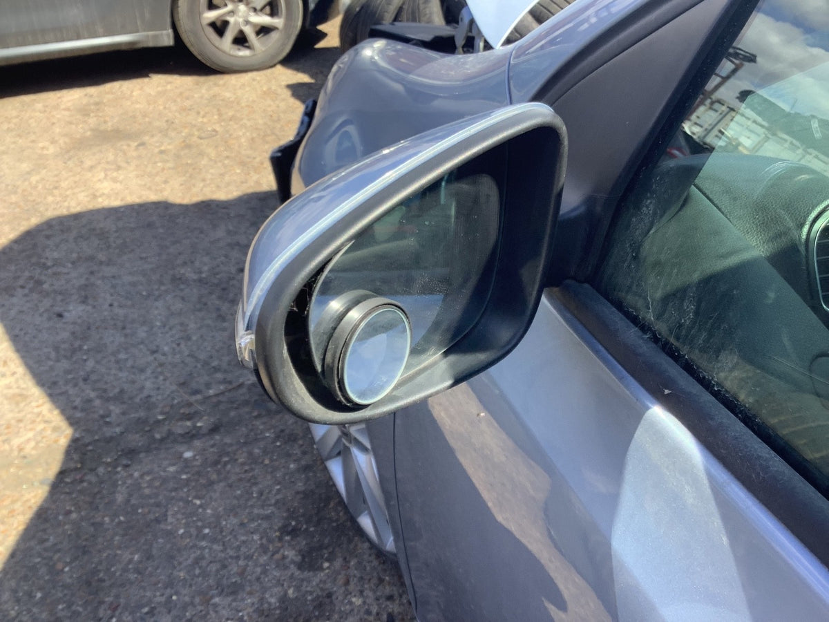VOLKSWAGEN GOLF MK6 PASSENGER'S SIDE MIRROR SHARK BLUE LA5Q  2009 20124