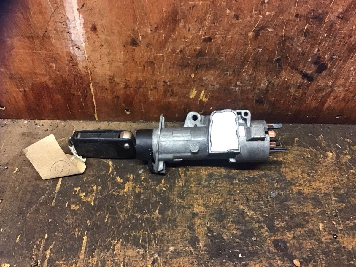 AUDI A4 B7 IGNITION BARREL LOCK AND KEY 4B0905851 2004 20081