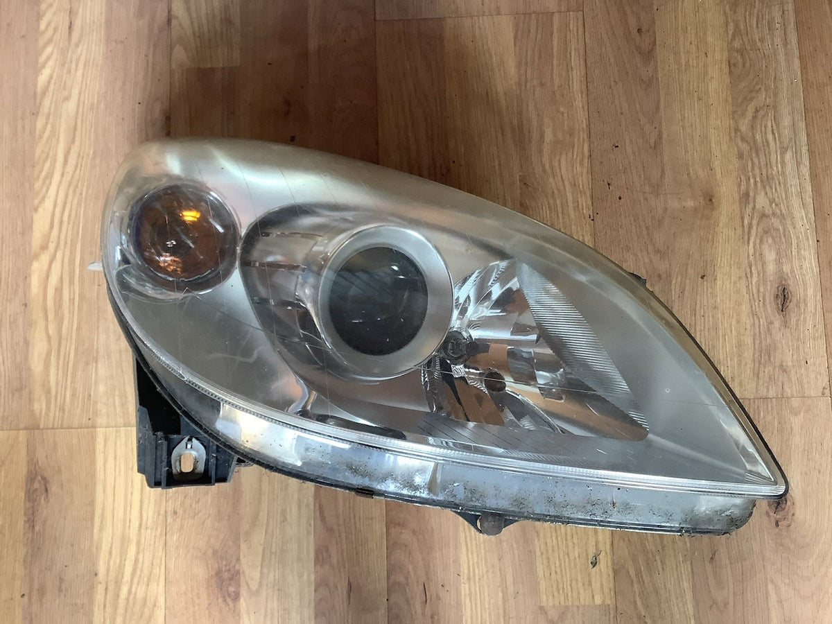 MERCEDES B CLASS W245 DRIVER'S SIDE O/S HEADLIGHT A1698202661 2005 20145