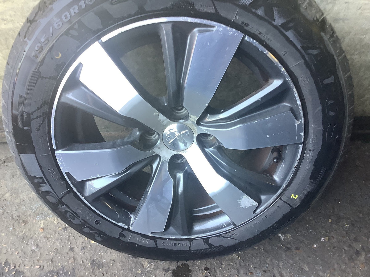 PEUGEOT 2008 MK1  ALLOY WHEEL 16" 9813557977 WITH TYRE 195X60X16 2013 20192