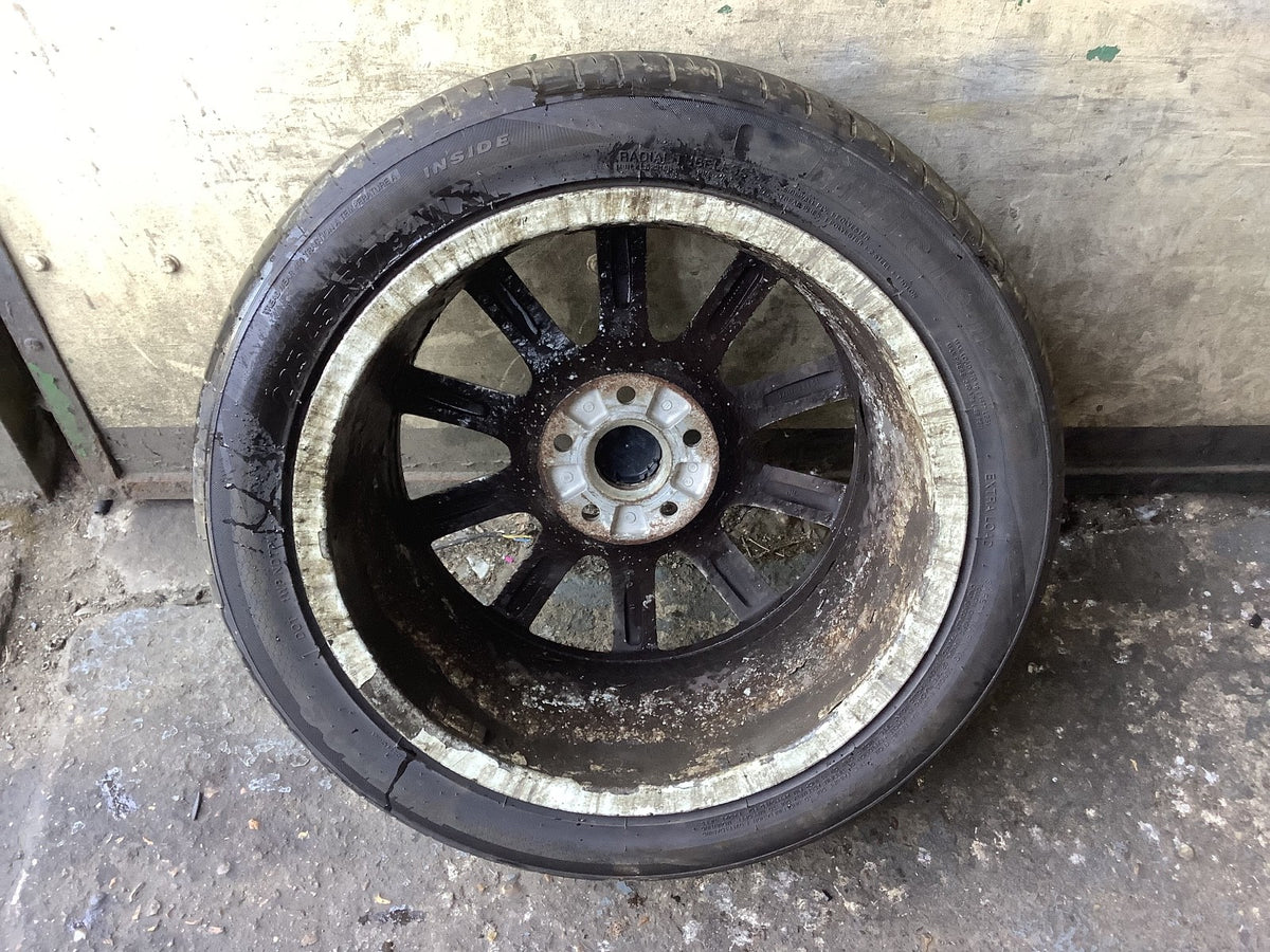 VOLKSWAGEN GOLF MK5 ALLOY WHEEL 17" 1K0601025K WITH TYRE 225X45X17 2002 20089