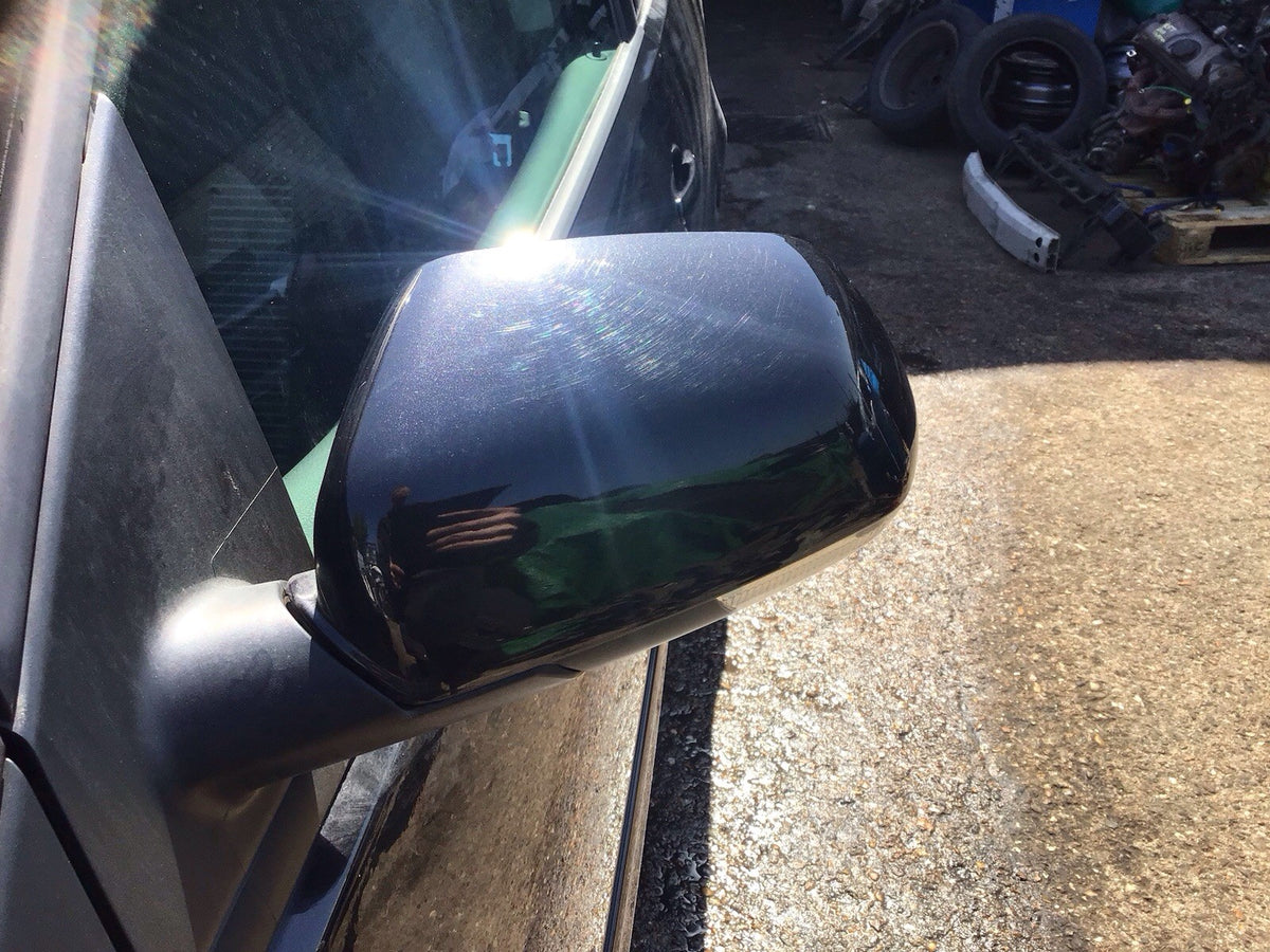 VOLKSWAGEN POLO 9N3 PASSENGERS SIDE N/S WING MIRROR DIAMOND BLACK LC9Z 2005 20081