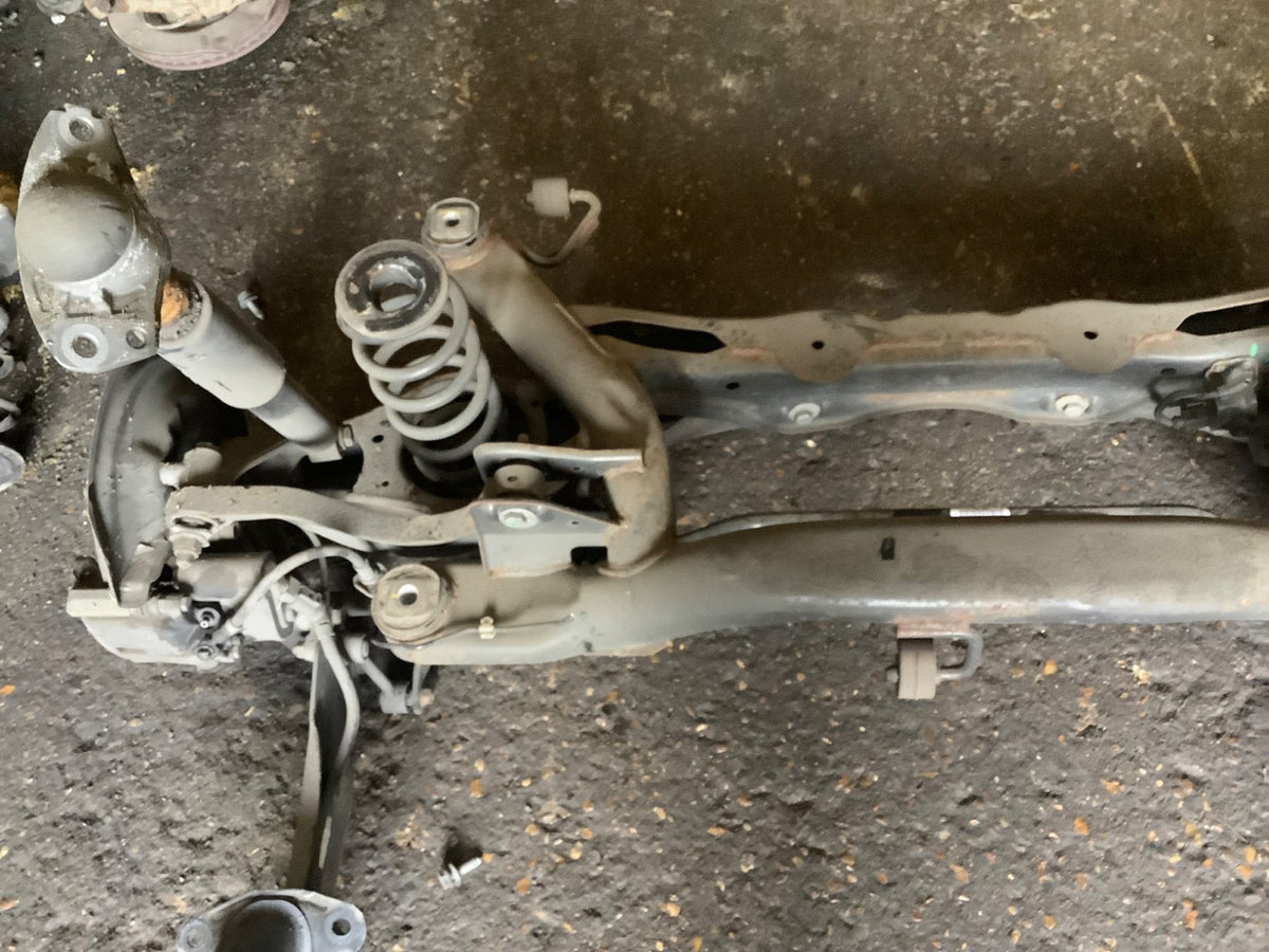 VOLKSWAGEN SHARAN MK2 REAR AXLE 7N0511305B 2010 20235