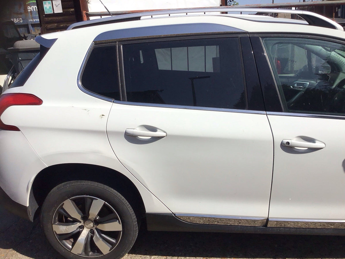 PEUGEOT 2008 MK1 DRIVERS SIDE REAR DOOR BANQUISE WHITE PAINT CODE EWP 2013 20192