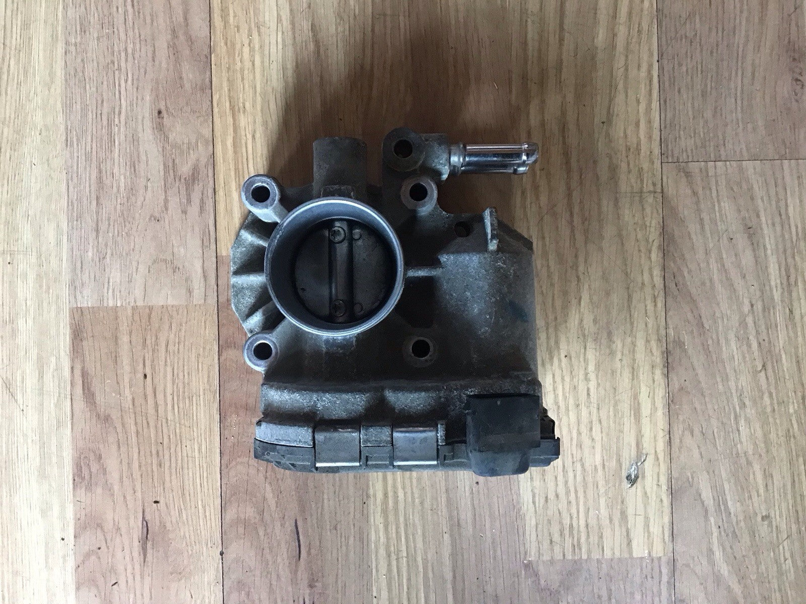 TOYOTA AYGO PEUGEOT 107 1.0L PETROL THROTTLE BODY 22030 0Q010 2005 20131
