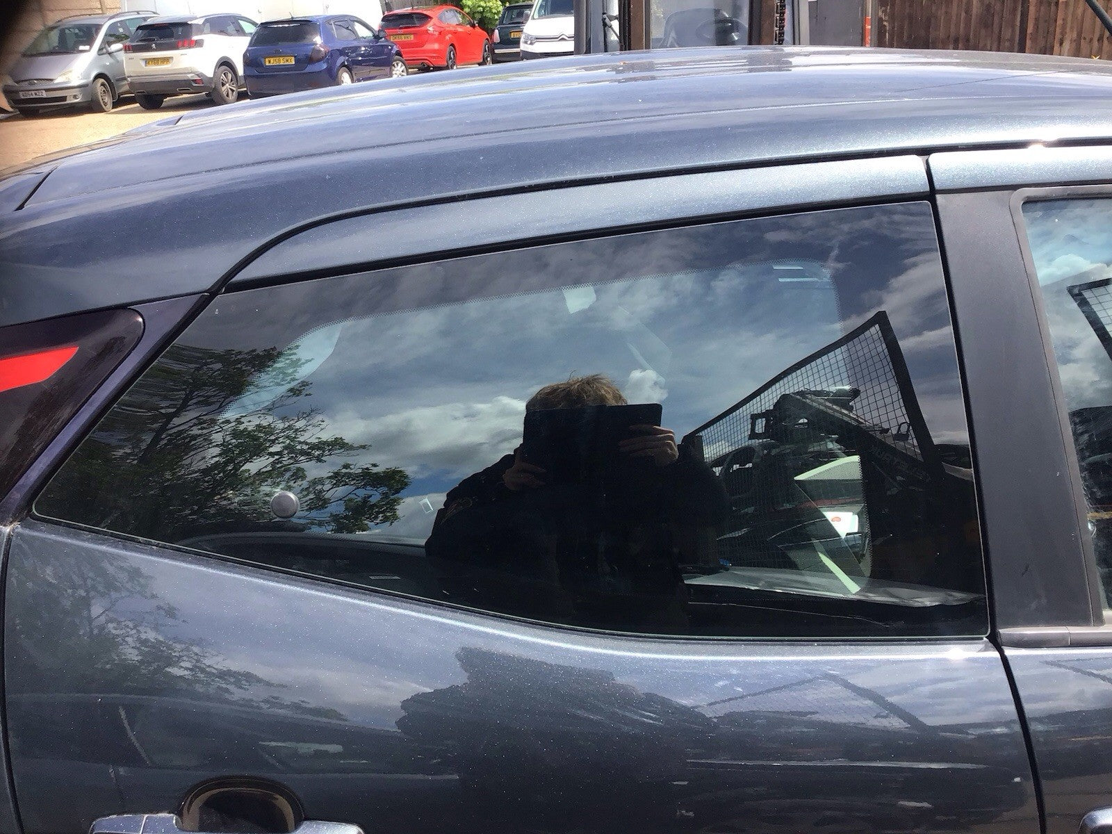 TOYOTA AYGO MK2 DRIVER'S O/S SIDE REAR WINDOW GLASS WINDOW 5 DOOR 2014 20211