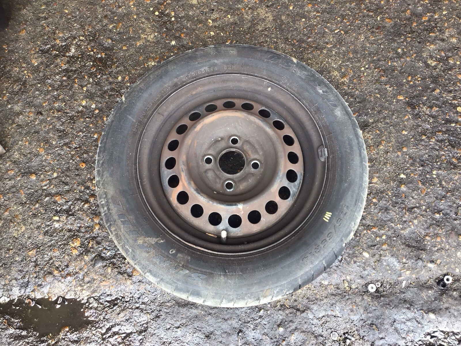 HONDA JAZZ MK2  SPARE WHEEL 14''  STEEL RIM TYRE 175X65X14  2002 20081