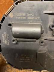 VOLKSWAGEN GOLF PLUS LEFT FRONT WIPER MOTOR 339020881  2005 20107