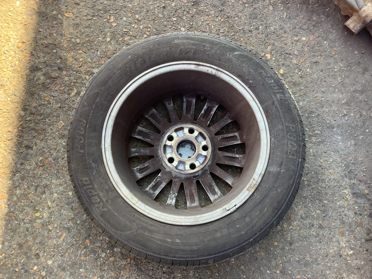 TOYOTA VERSO MK2 ALLOY WHEEL 16'' WITH TYRE 205X60X16 2013 20187