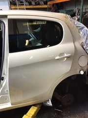 PEUGEOT 108 PASSENGER SIDE REAR DOOR WHITE KWD 2015 20213