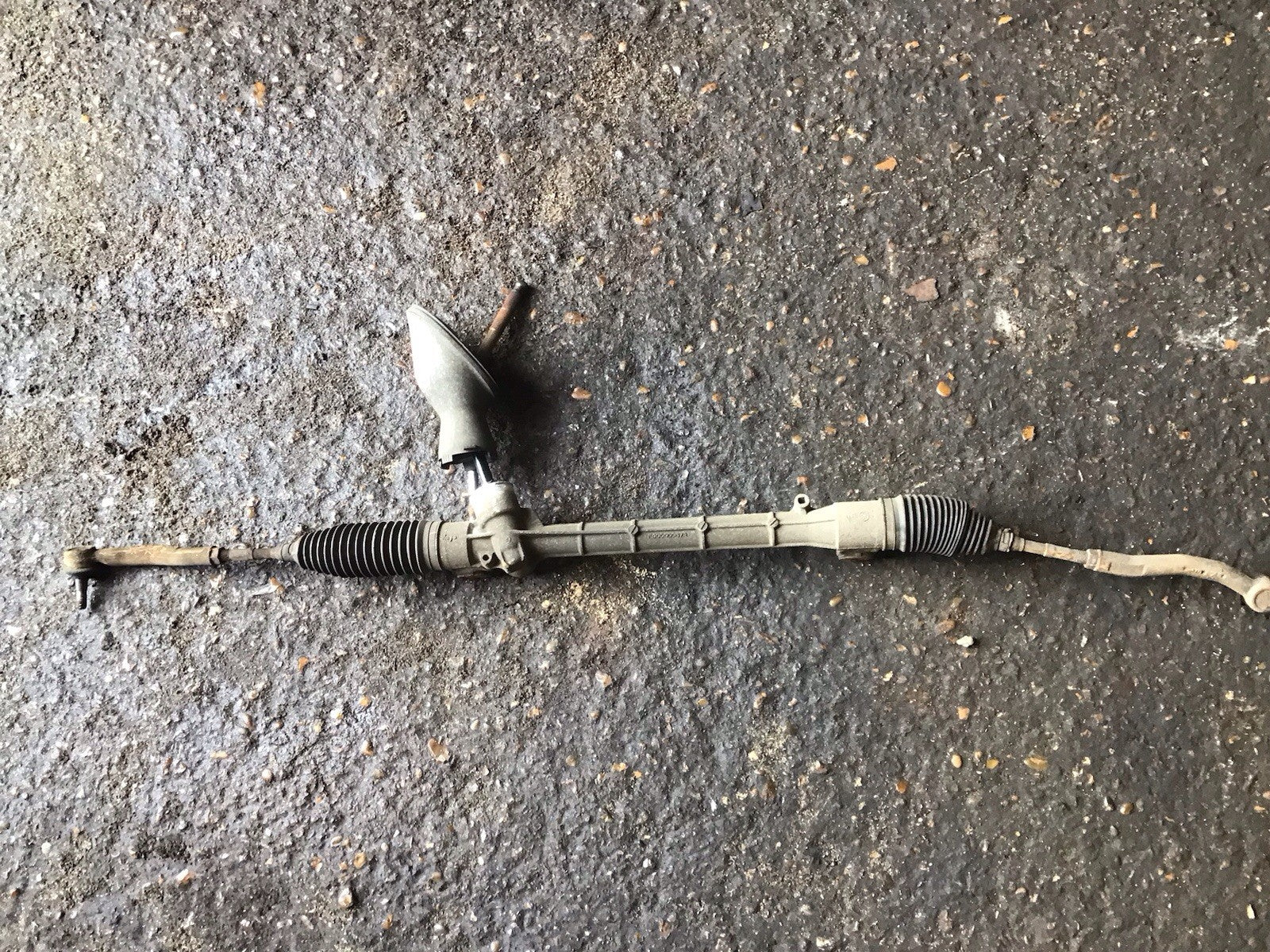 TOYOTA YARIS MK2 POWER STEERING RACK  2006 20111
