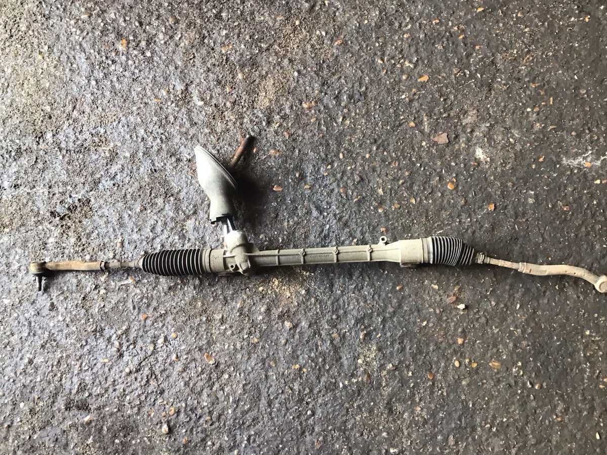 TOYOTA YARIS MK2 POWER STEERING RACK  2006 20111