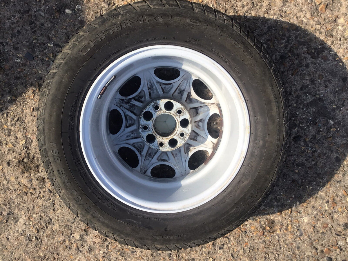MERCEDES S CLASS W126 ALLOY WHEEL 15'' TYRE 8 HOLE 225X60X15 1980 19916