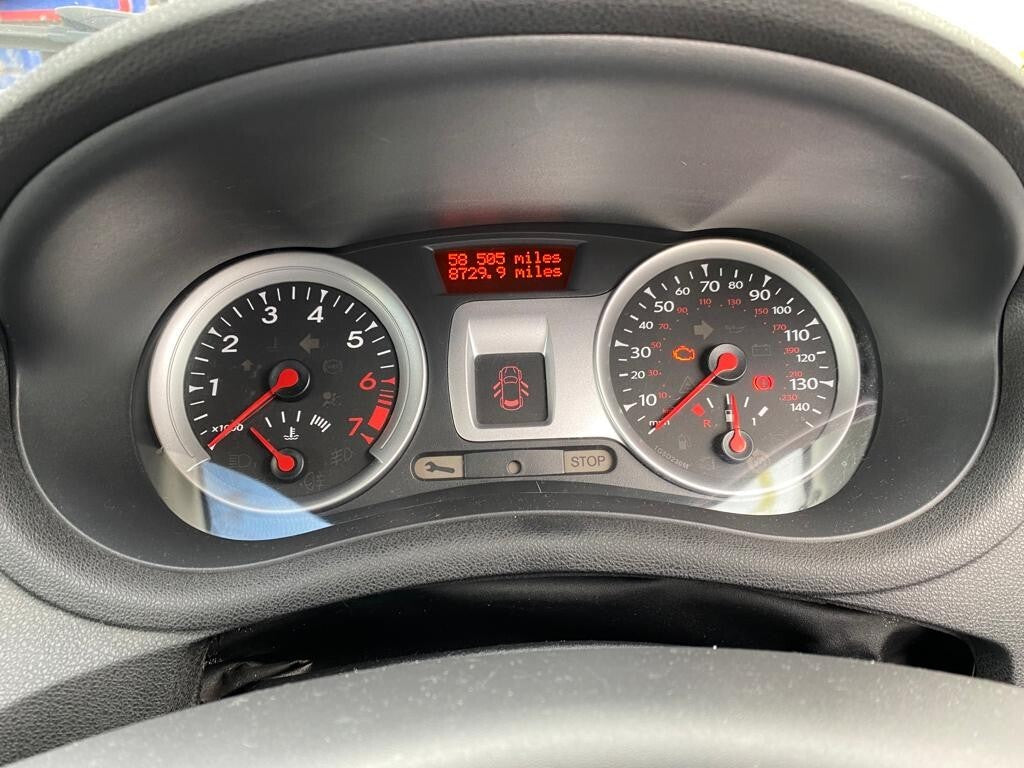 RENAULT CLIO MK3 1.2 TURBO PETROL ENGINE CODE D4F 784 58000 MILES 2006 20124