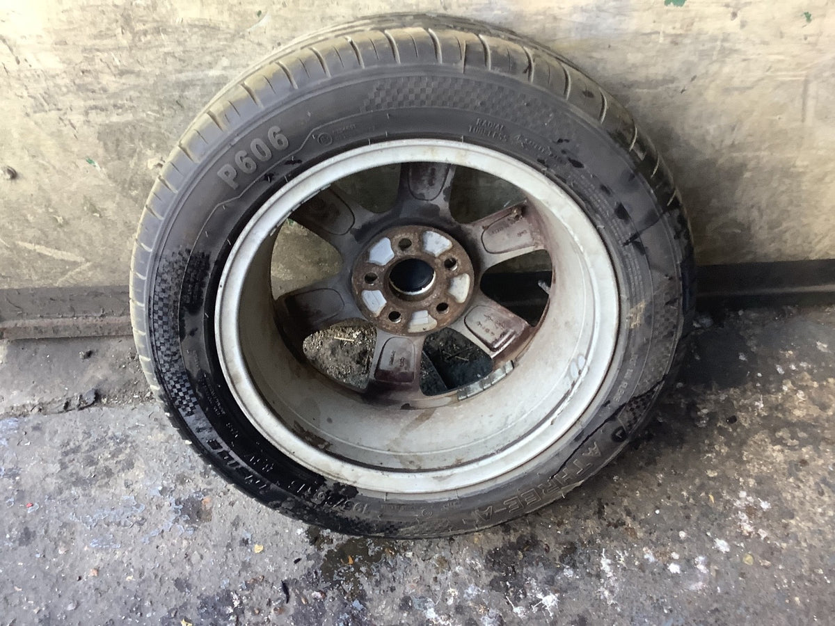 VOLKSWAGEN POLO 9N3 ALLOY WHEEL 15'' 6Q0601025R WITH TYRE 195X55X15 2005 20097