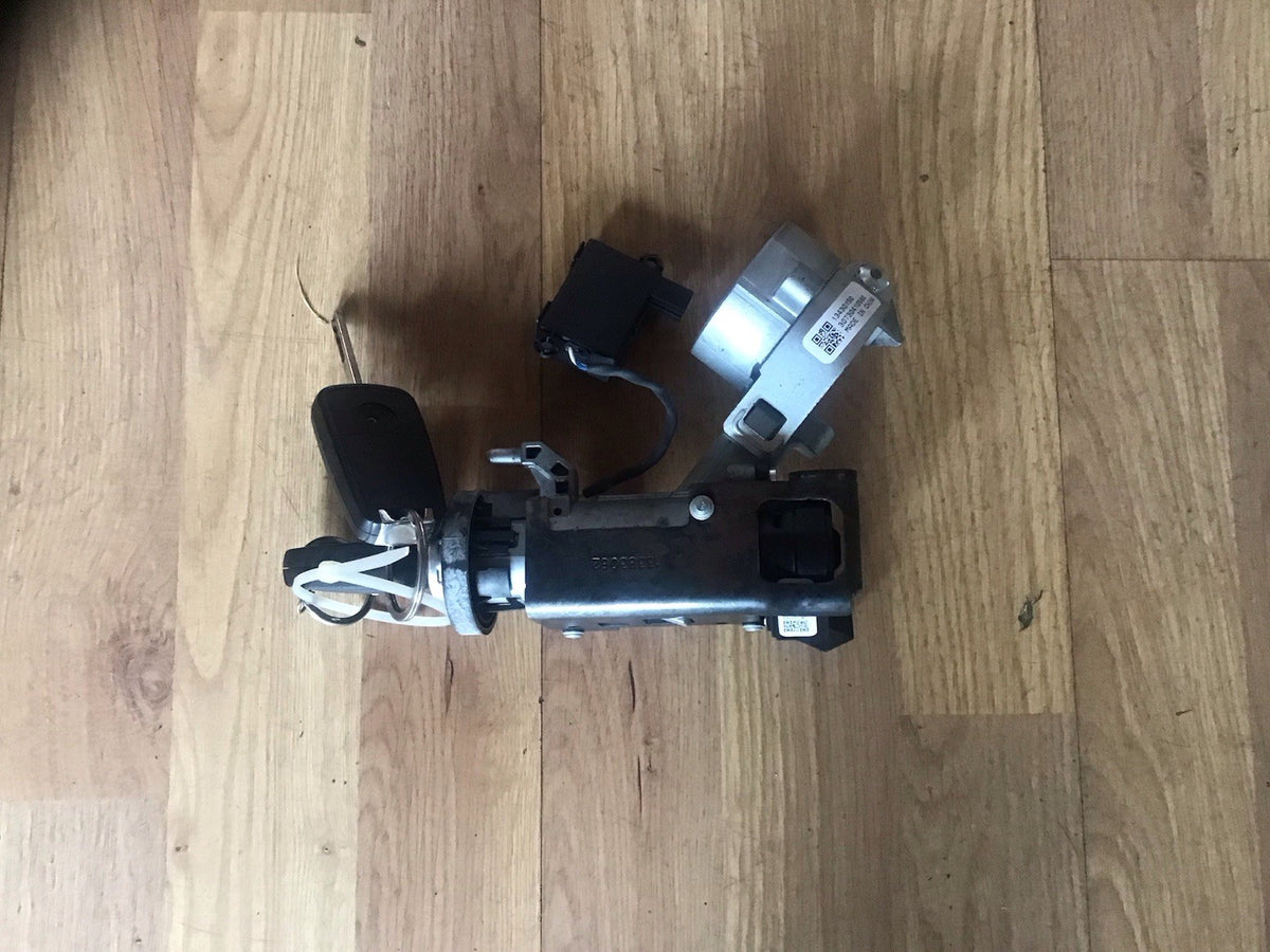 VAUXHALL ASTRA J IGNITION LOCK AND KEY 2010 20154