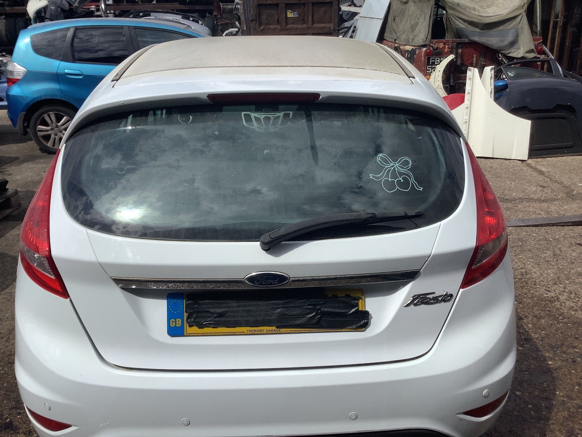 FORD FIESTA MK7 TAILGATE IN FROZEN WHITE 2009 20171