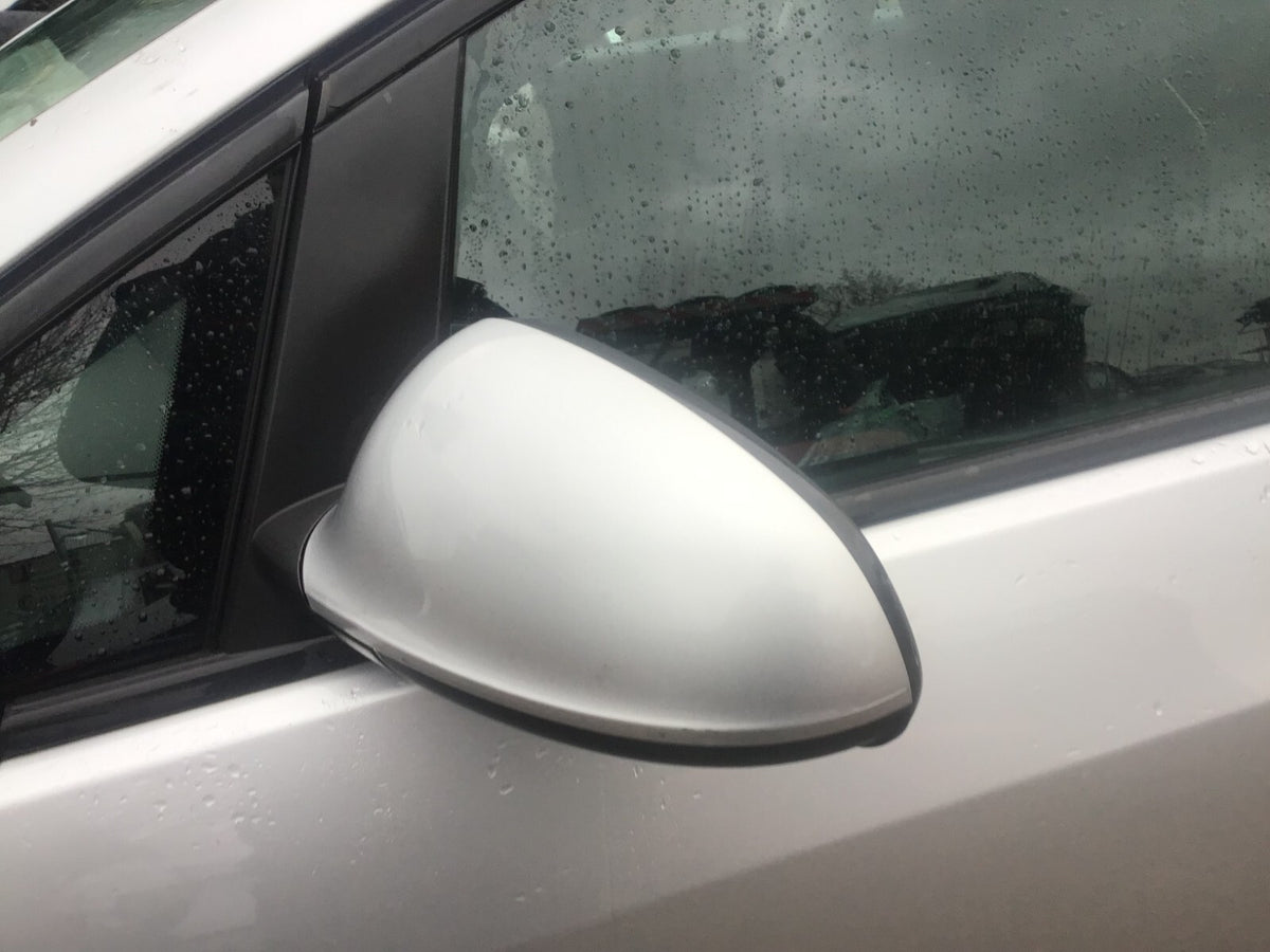 VAUXHALL ASTRA J PASSENGER SIDE N/S DOOR MIRROR SOVEREIGN SILVER 176/GAN  10 155