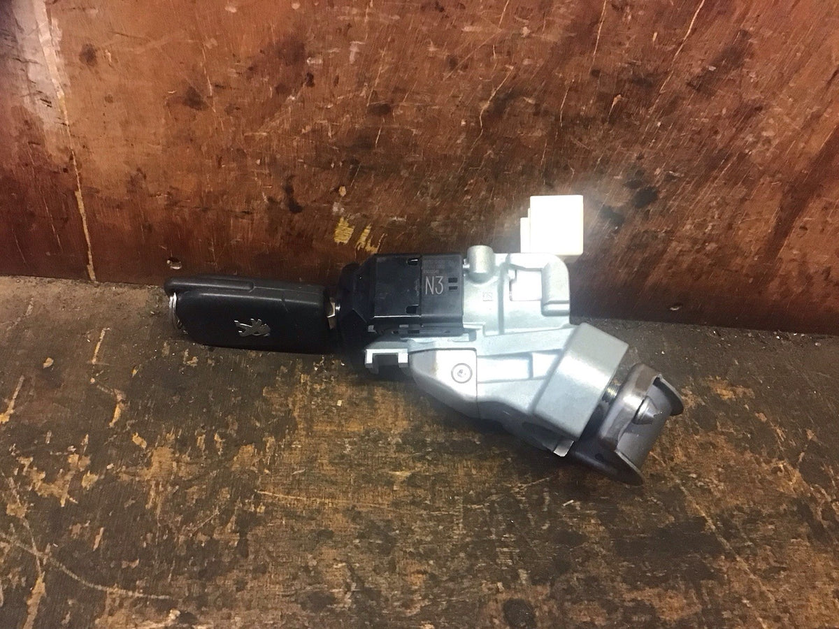 PEUGEOT 108 IGNITION BARREL LOCK AND KEY 89782 0H020 2015 20222
