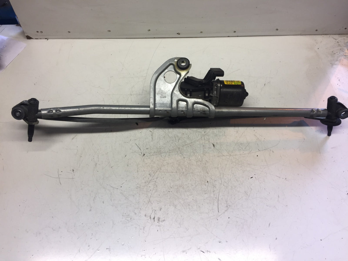 BMW MINI R56 FRONT WIPER MOTOR AND LINKAGE VALEO 53555304 2007 2013  1
