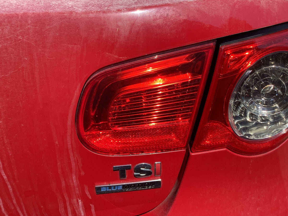 VOLKSWAGEN EOS DRIVER'S SIDE O/S INNER REAR LIGHT 2007 20143
