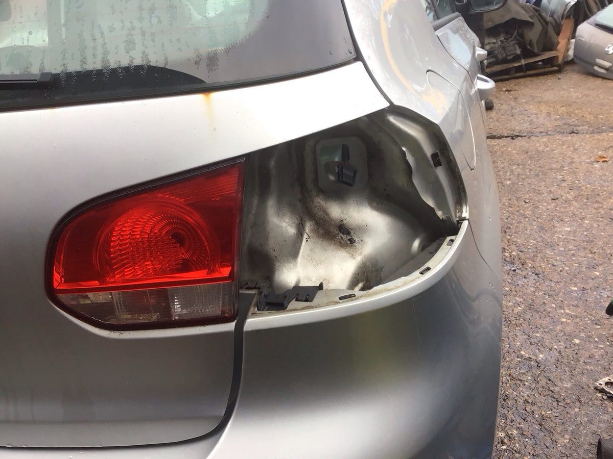 VOLKSWAGEN GOLF MK6 DRIVER'S SIDE O/S INNER REAR LIGHT 2009 20123