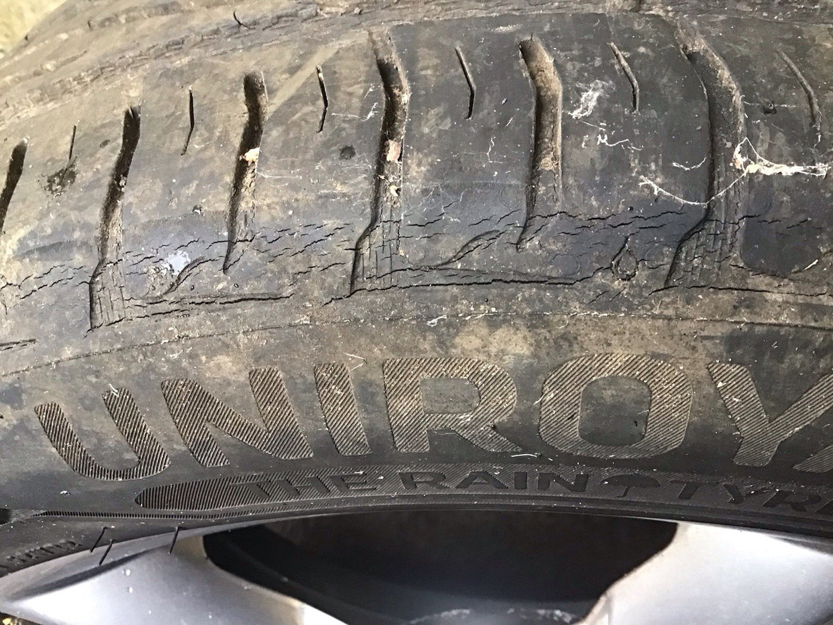FORD FOCUS MK3.5 ALLOY WHEEL 17'' CM5J FB AND TYRE 215X50X17  2014 20185