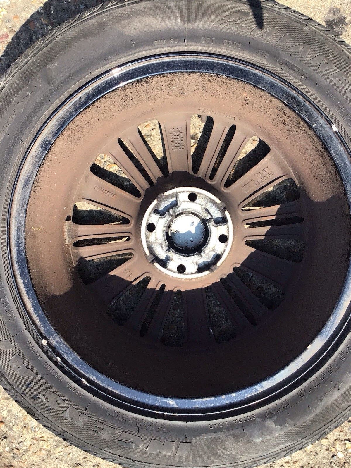 PEUGEOT 208 ALLOY WHEEL 16'' 9808137577 TYRE 195X55X15  2012 20199