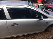 VAUXHALL CORSA D DRIVER'S SIDE O/S DOOR SILVER MATELLIC Z157 3 DOOR 2006 20145