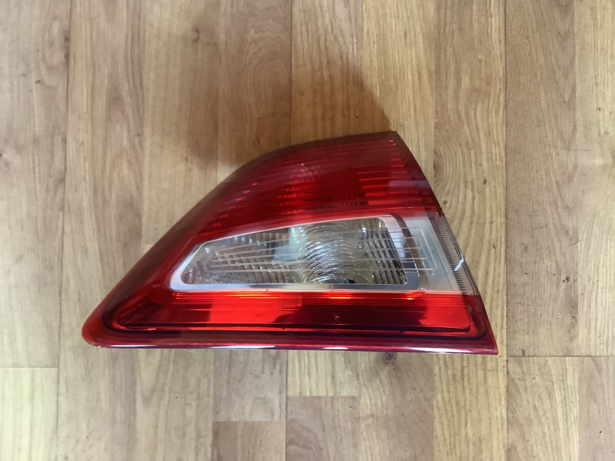 FORD C MAX PASSENGER'S SIDE N/S INNER REAR LIGHT AM51 13A603 BE 2010 20150