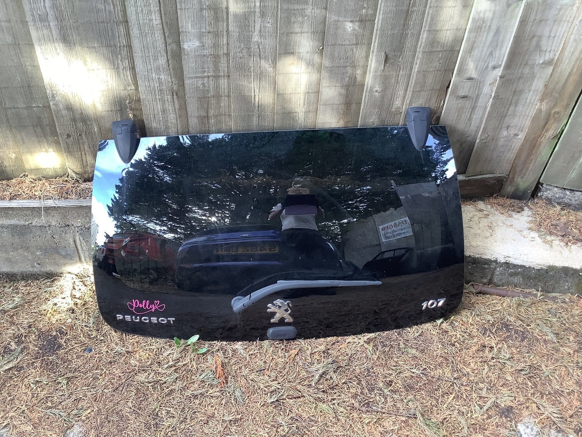 PEUGEOT 107 TAILGATE GLASS 2005 20141