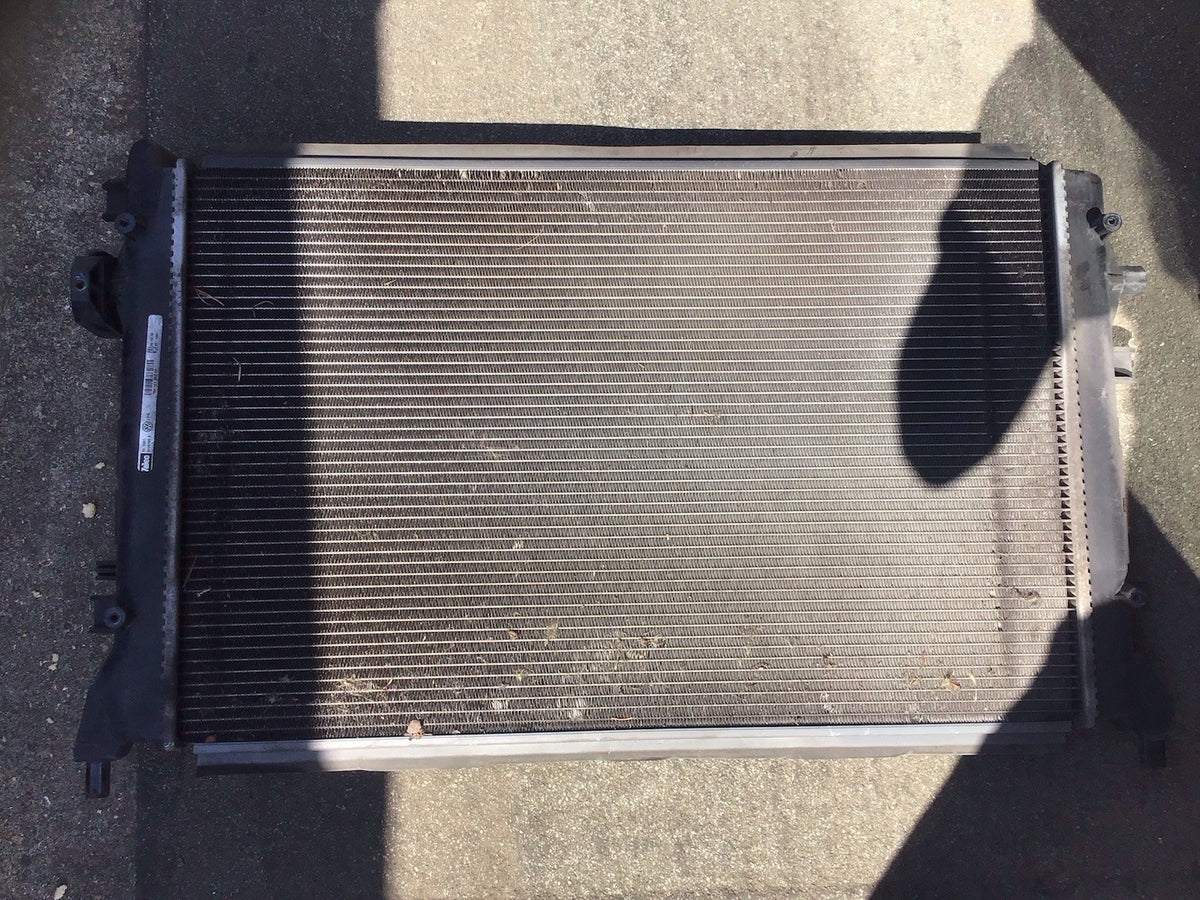 SEAT LEON 1P 1.4 TSI PETROL RADIATOR 1K0121251CM 2008 20121
