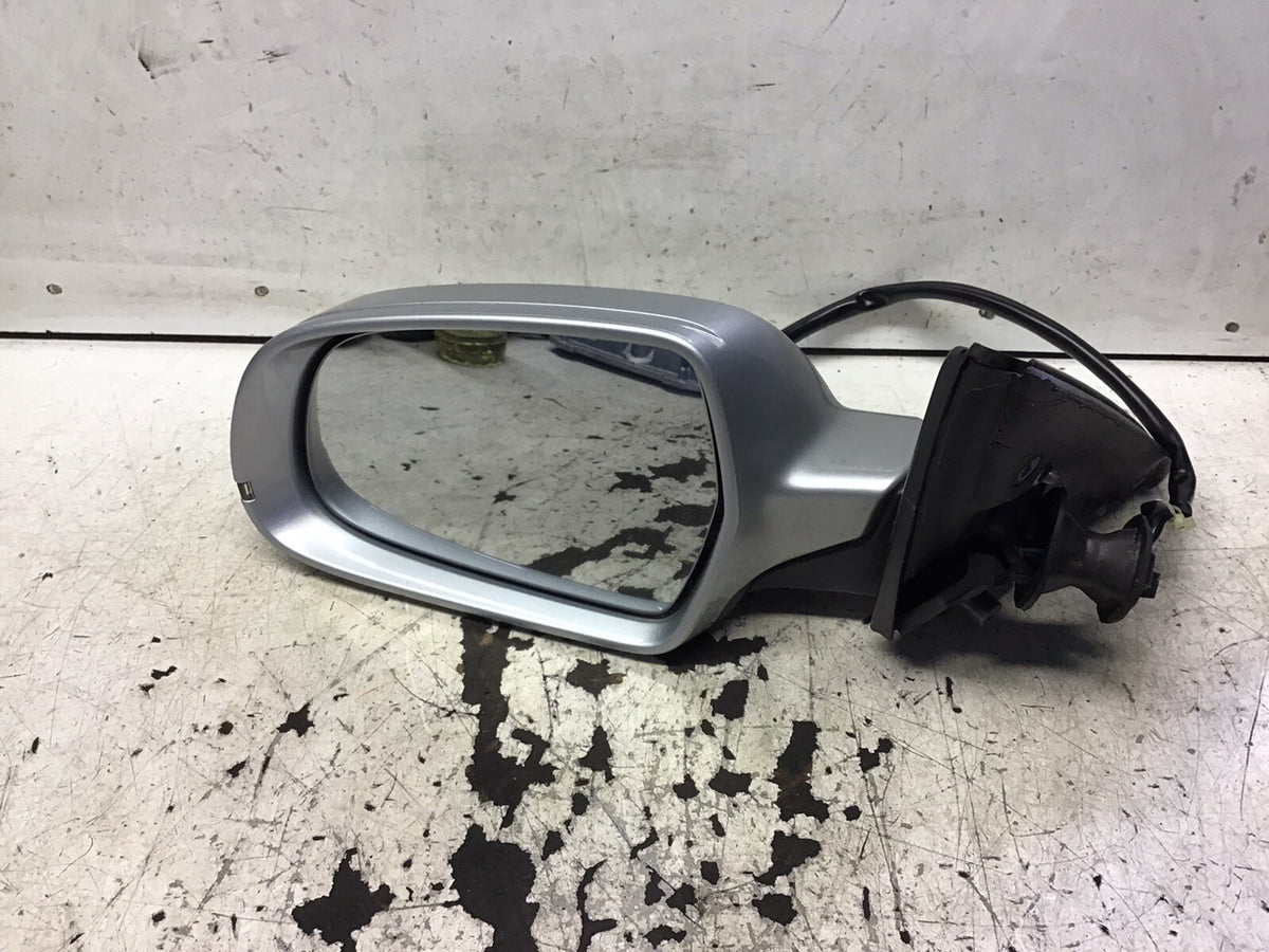 AUDI A4 B8 PASSENGER'S SIDE DOOR MIRROR IN METLLIC ICE SILVER LX7W 2008 20129