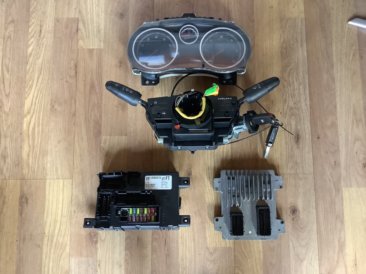 VAUXHALL CORSA D 1.4 PETROL ECU KIT 55583750 AA5L 2010 20142